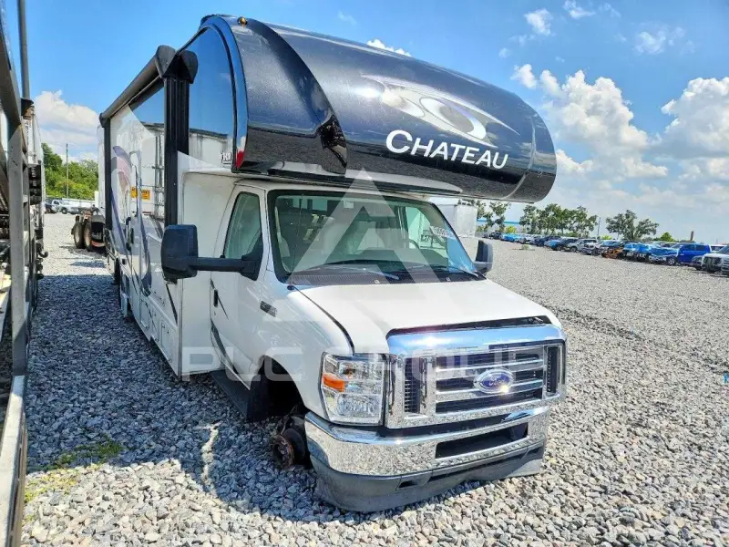 2021 Ford E-150 фото