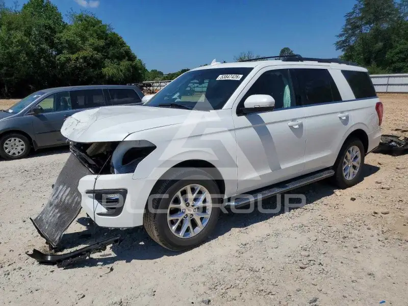 2021 Ford EXPEDITION photo