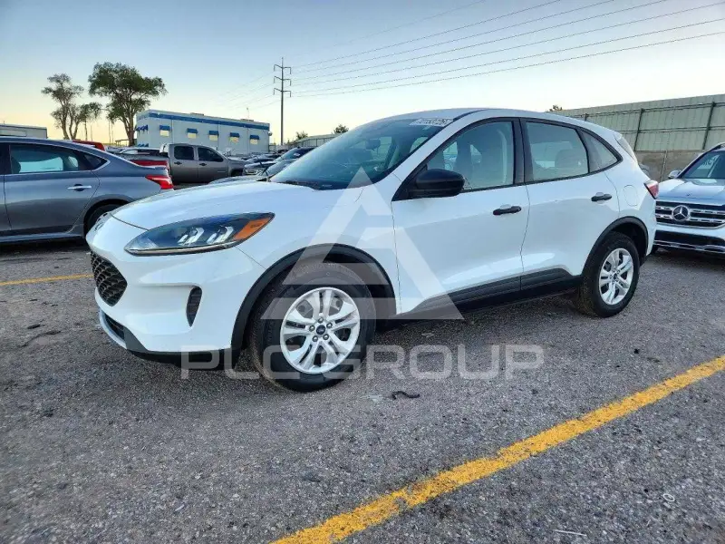 2021 Ford ESCAPE photo