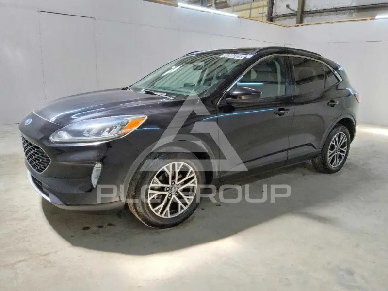 2021 Ford ESCAPE photo
