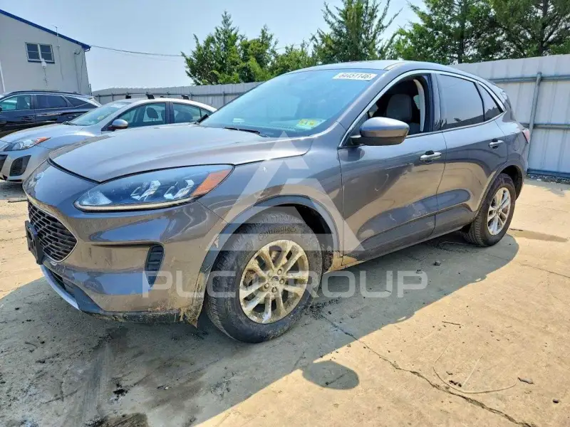 2021 Ford ESCAPE photo