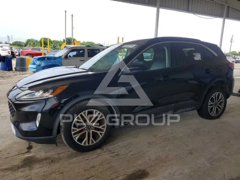 2021 Ford ESCAPE фото