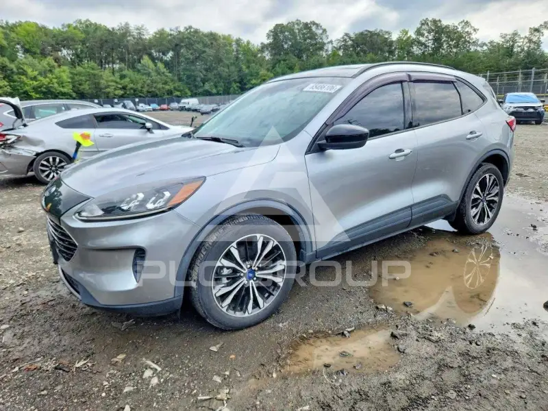 2021 Ford ESCAPE фото