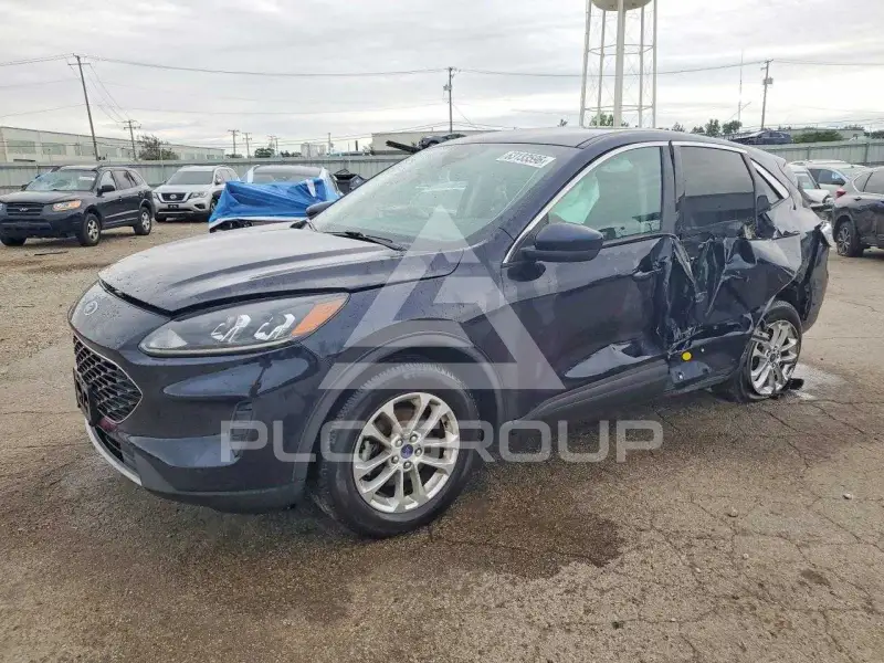 2021 Ford ESCAPE photo