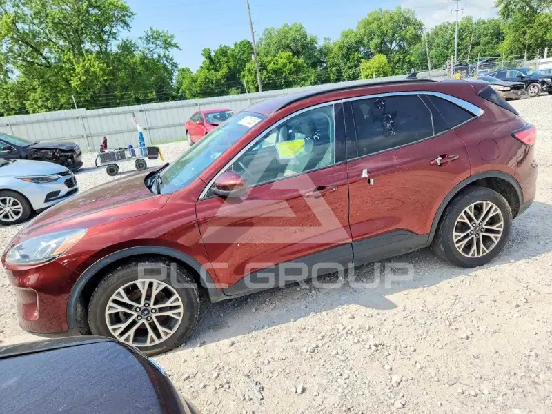 2021 Ford ESCAPE photo