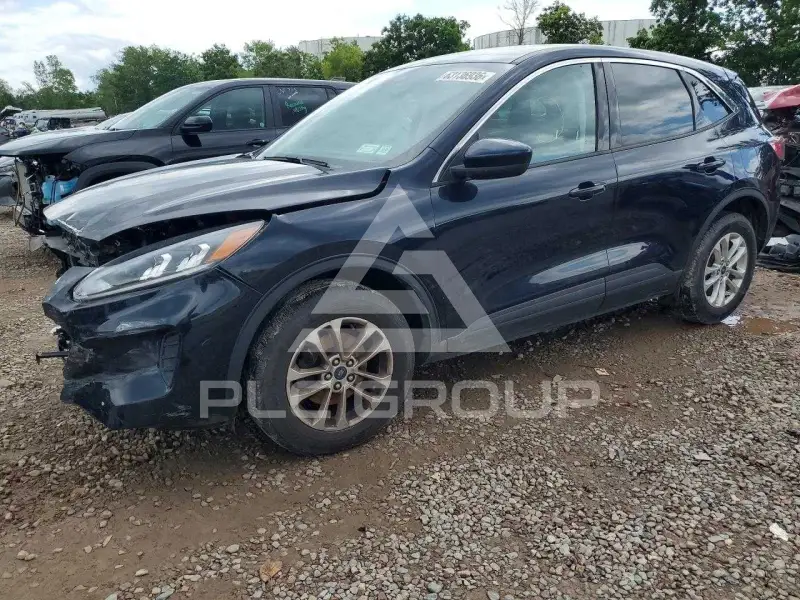 2021 Ford ESCAPE photo