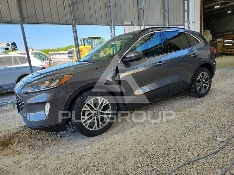 2021 Ford ESCAPE photo