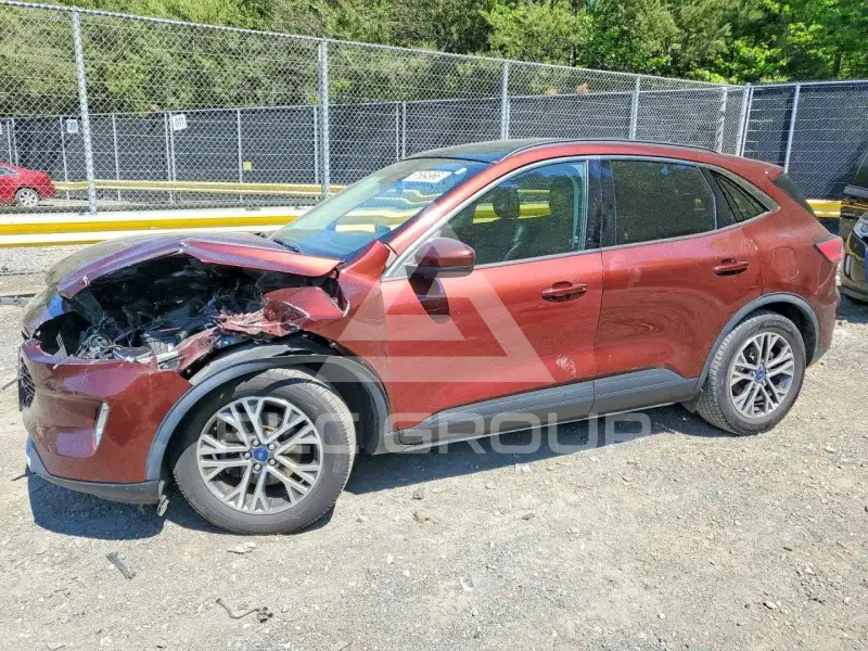 2021 Ford ESCAPE photo