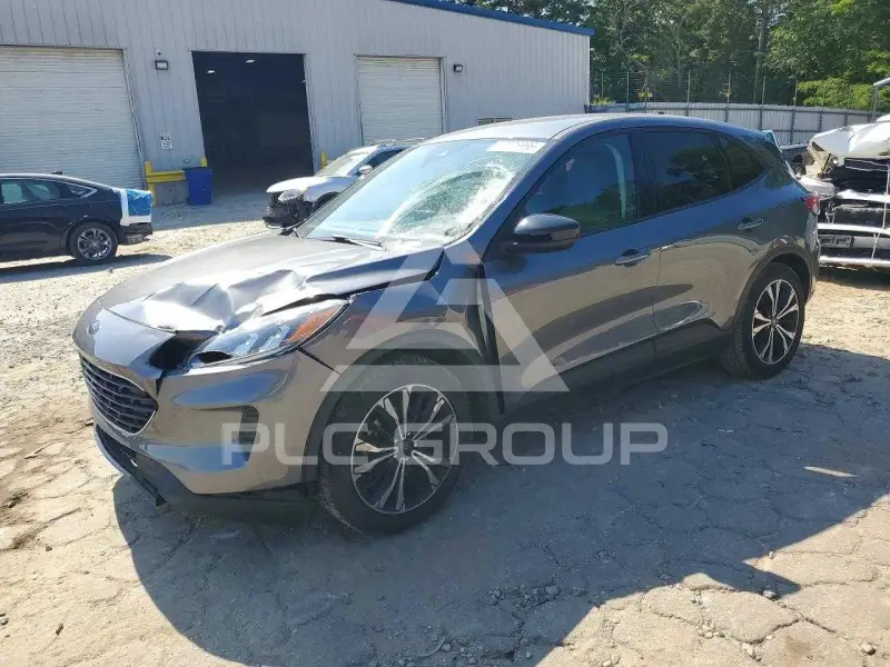 2021 Ford ESCAPE photo