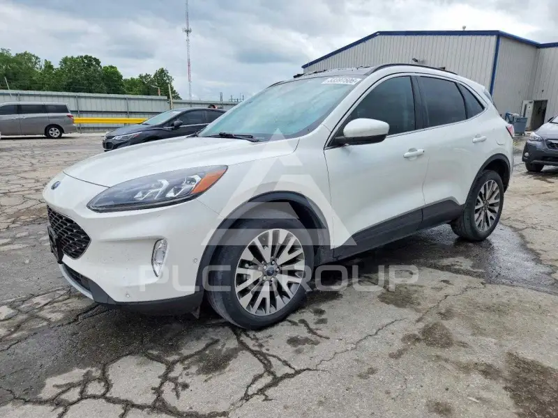 2021 Ford ESCAPE photo
