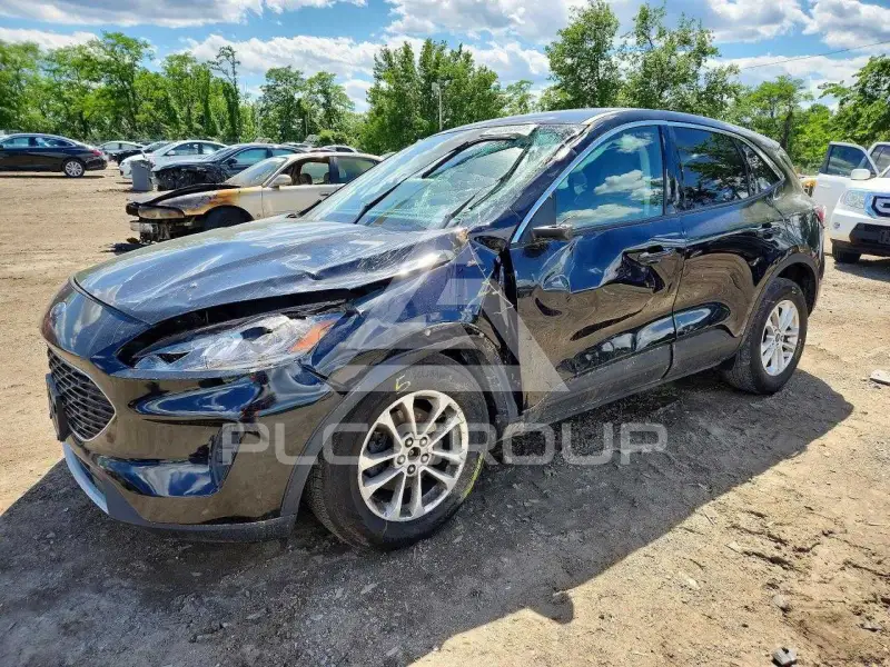 2021 Ford ESCAPE photo