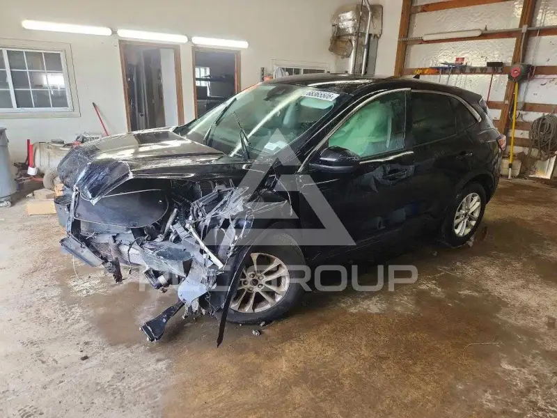 2021 Ford ESCAPE photo