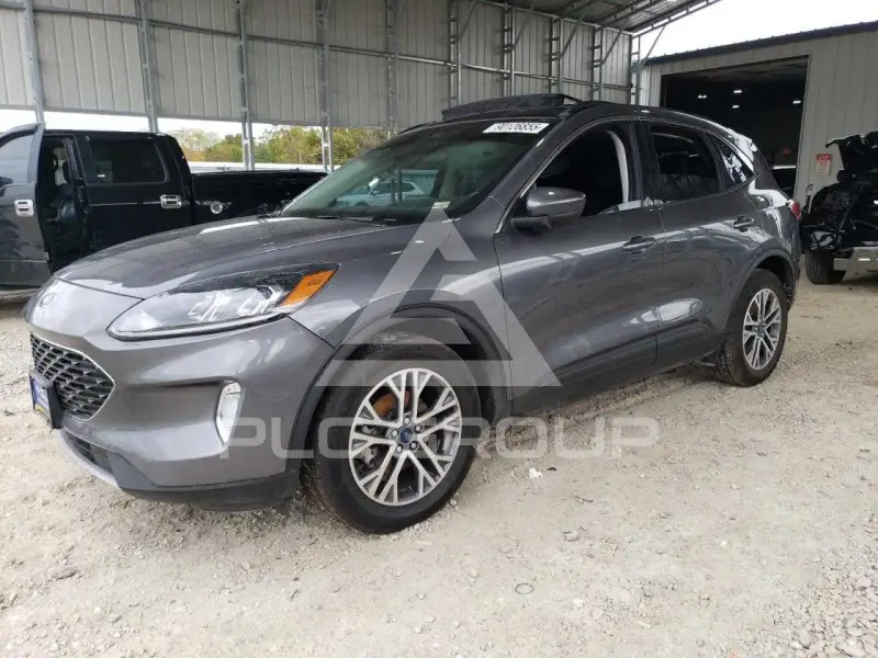 2021 Ford ESCAPE photo