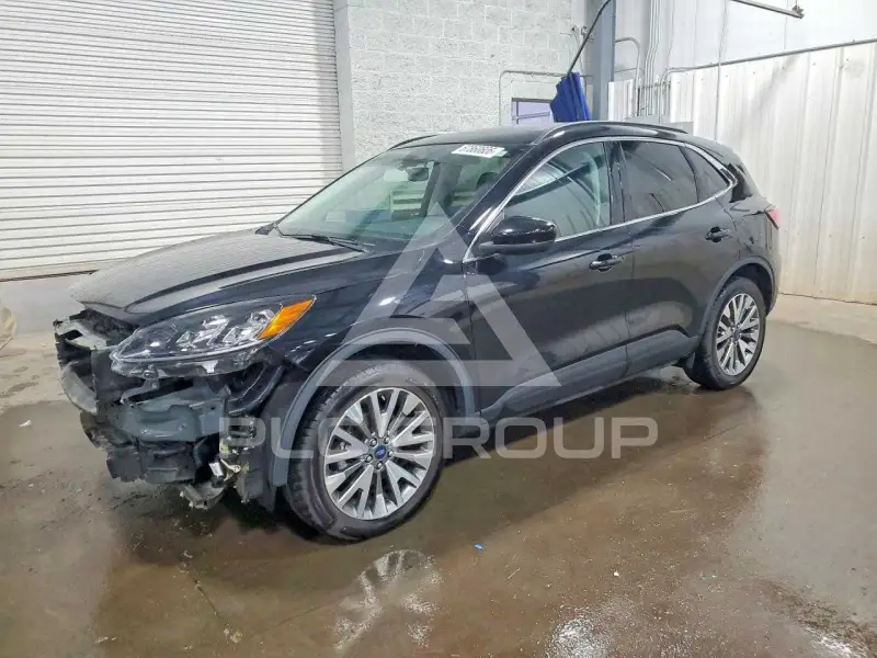 2021 Ford ESCAPE photo