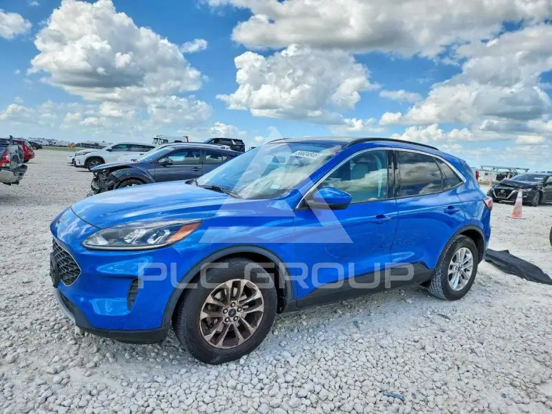 2021 Ford ESCAPE photo