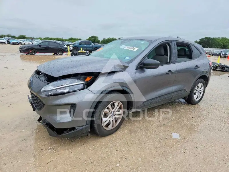 2021 Ford ESCAPE photo