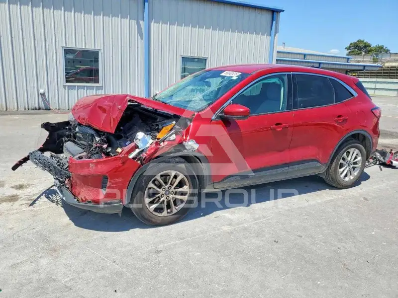 2021 Ford ESCAPE photo