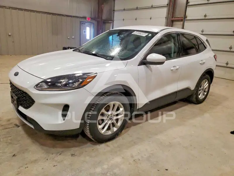2021 Ford ESCAPE photo