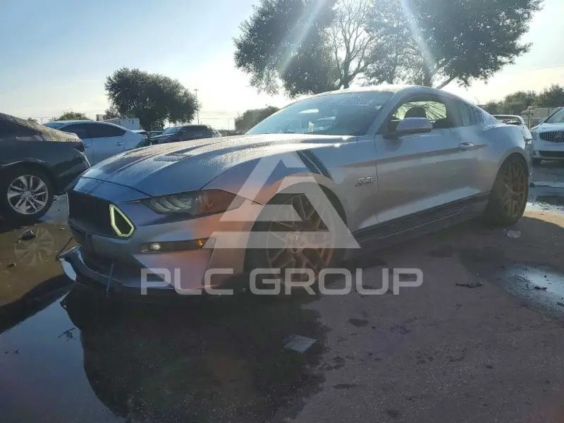 2021 Ford MUSTANG фото