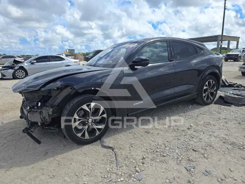 2021 Ford MUSTANG photo