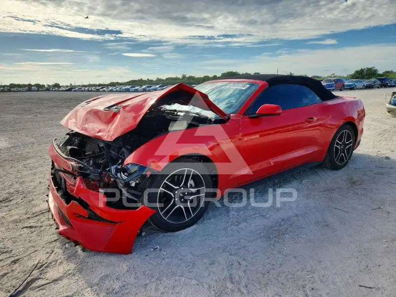 2021 Ford MUSTANG фото