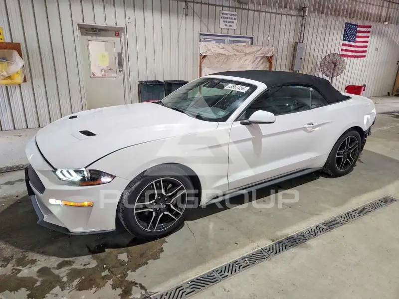 2021 Ford MUSTANG фото