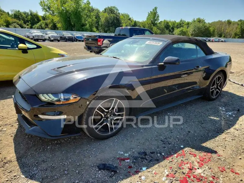 2021 Ford MUSTANG photo