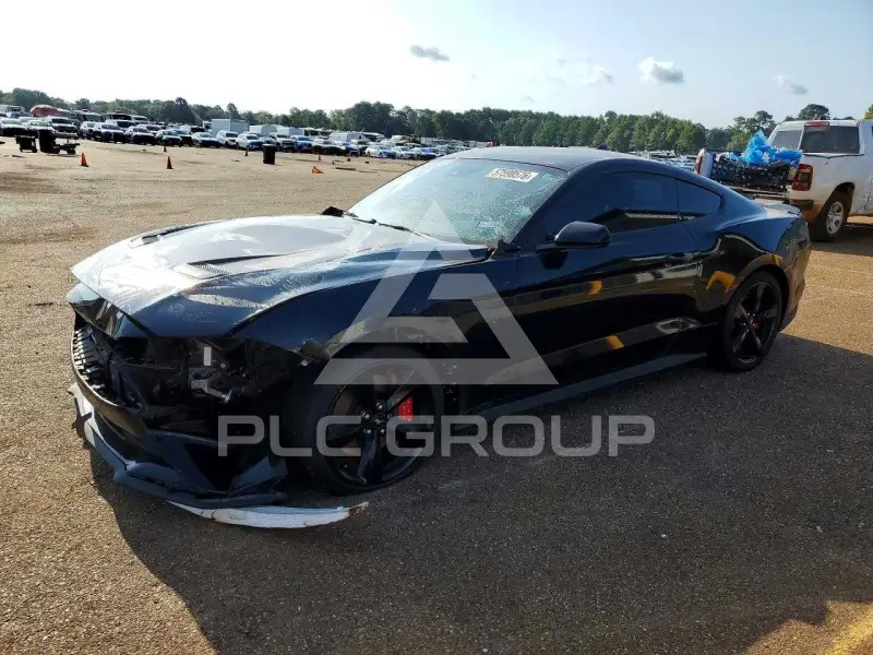 2021 Ford MUSTANG photo