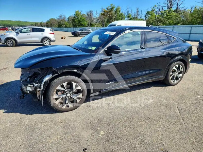 2021 Ford MUSTANG photo