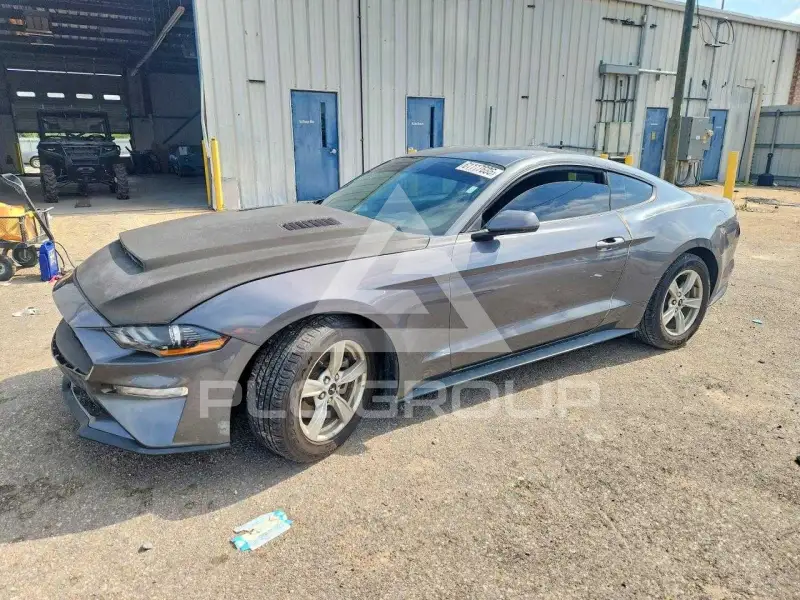2021 Ford MUSTANG photo