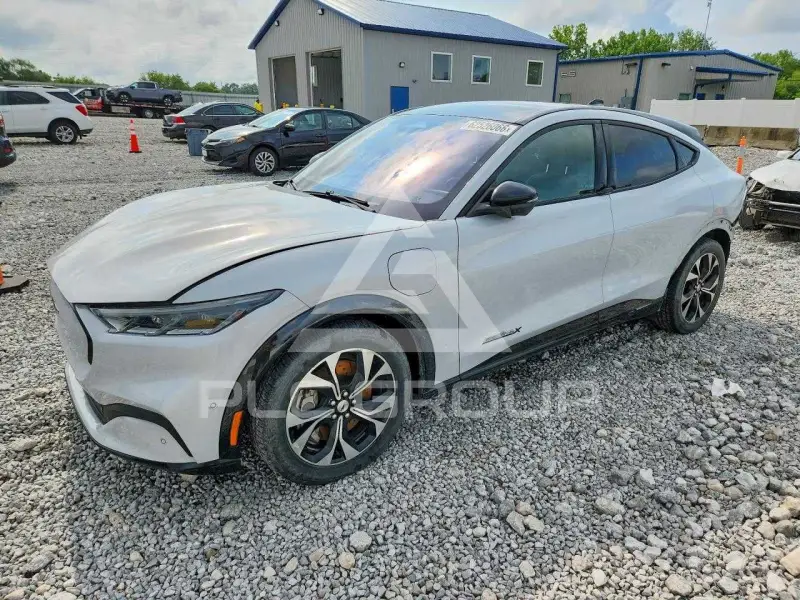 2021 Ford MUSTANG фото
