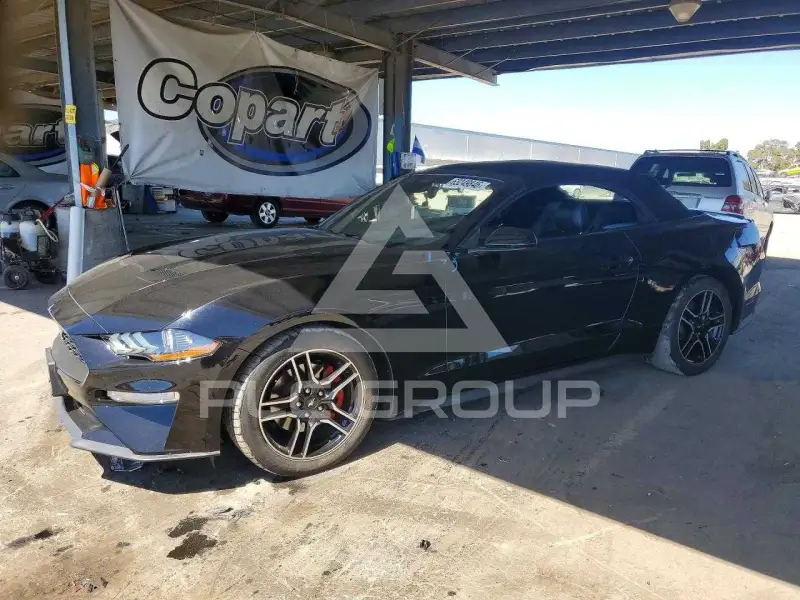 2021 Ford MUSTANG фото