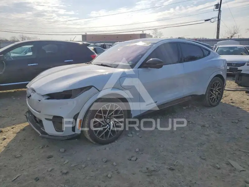 2021 Ford MUSTANG photo