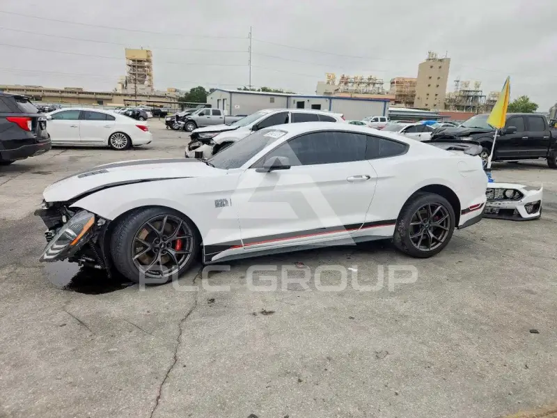 2021 Ford MUSTANG фото