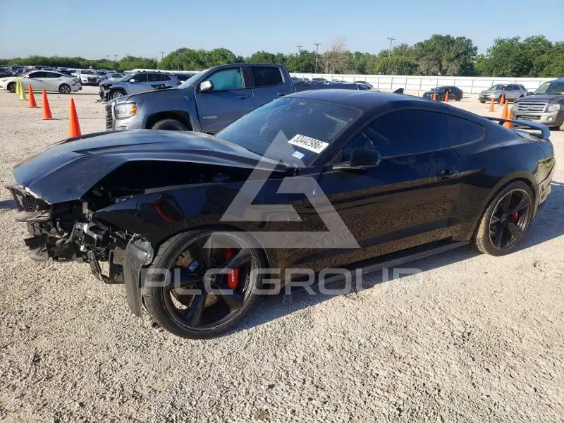 2021 Ford MUSTANG фото