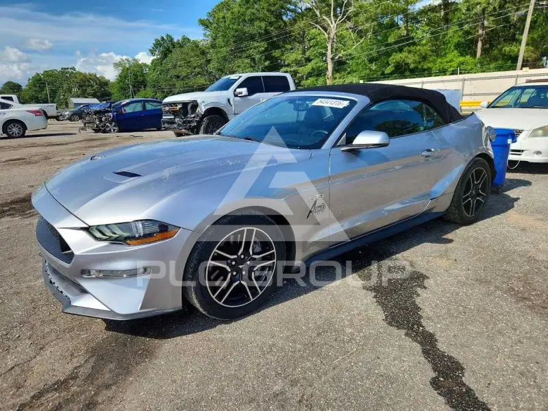 2021 Ford MUSTANG photo