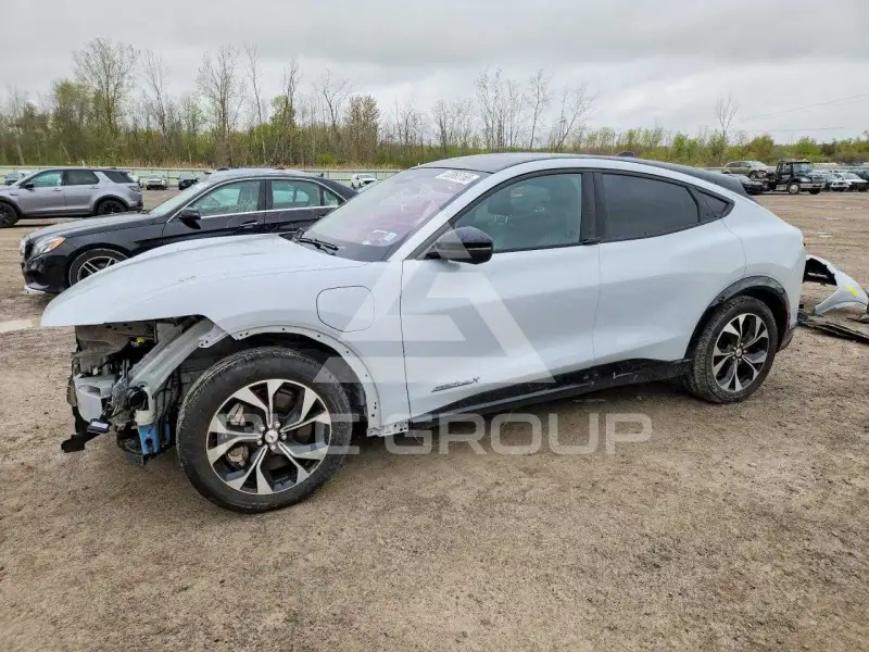 2021 Ford MUSTANG photo