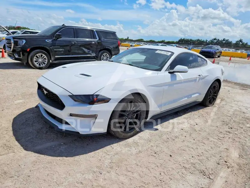 2021 Ford MUSTANG фото