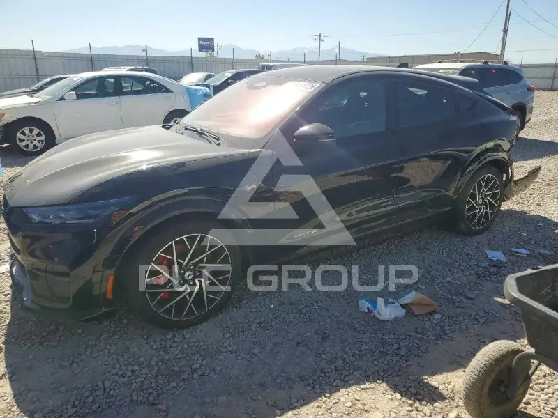 2021 Ford MUSTANG фото