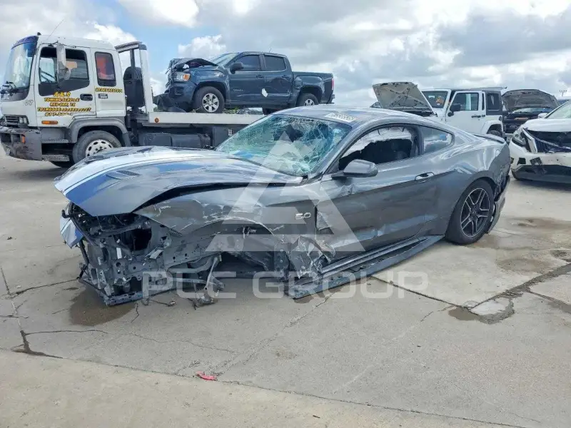 2021 Ford MUSTANG фото