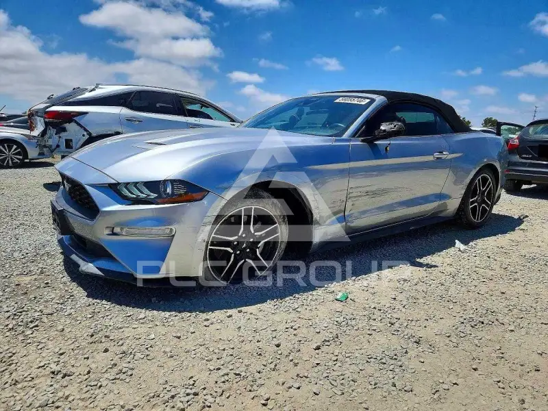 2021 Ford MUSTANG photo