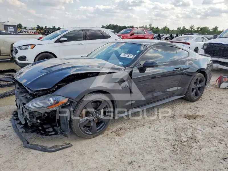2021 Ford MUSTANG фото
