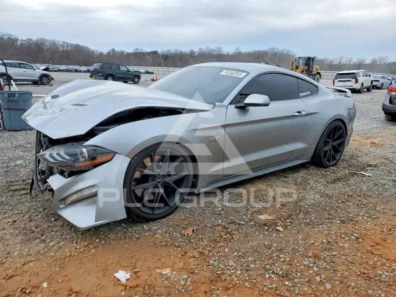 2021 Ford MUSTANG фото