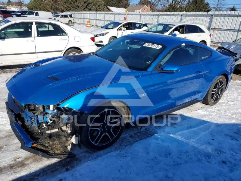 2021 Ford MUSTANG photo