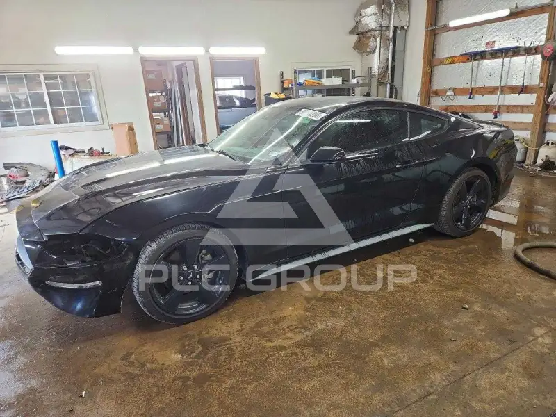 2021 Ford MUSTANG photo