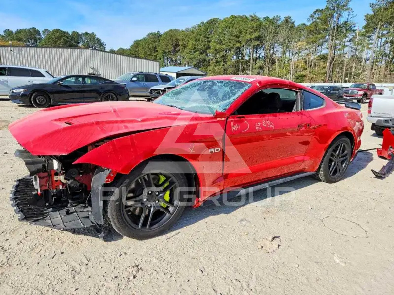 2021 Ford MUSTANG фото