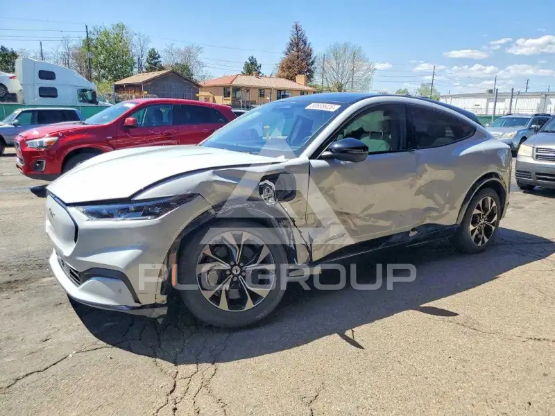 2021 Ford MUSTANG фото