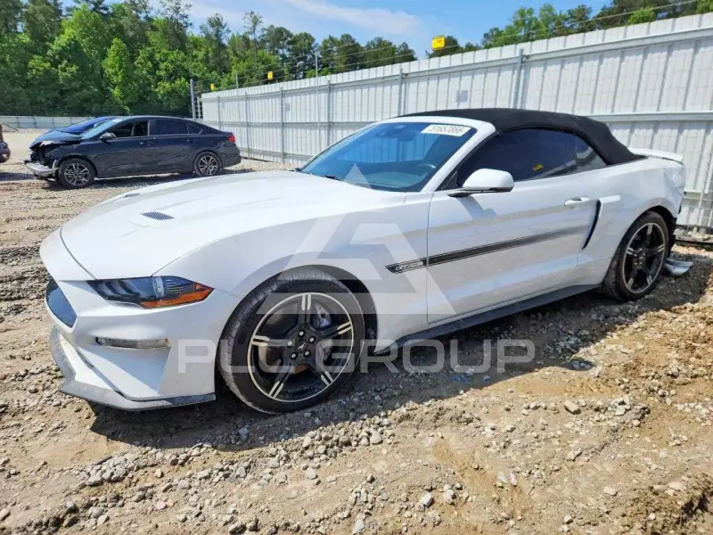2021 Ford MUSTANG фото