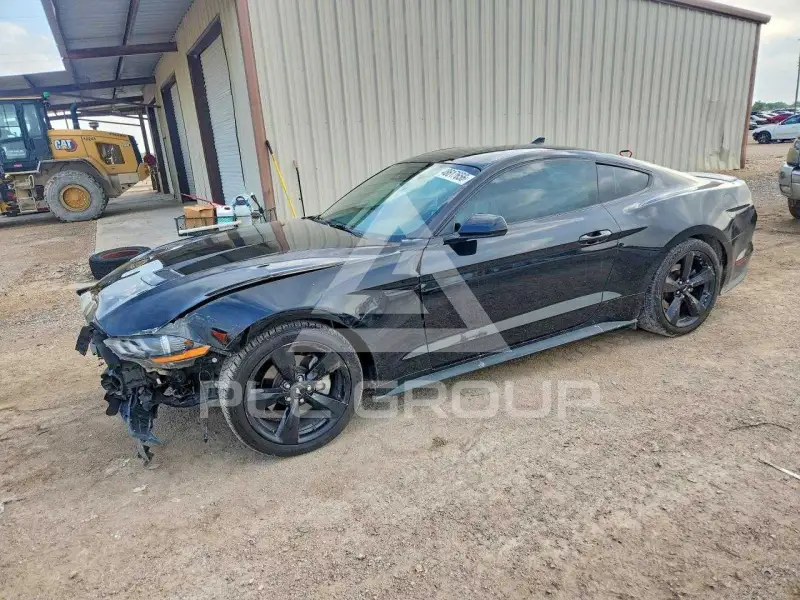 2021 Ford MUSTANG фото