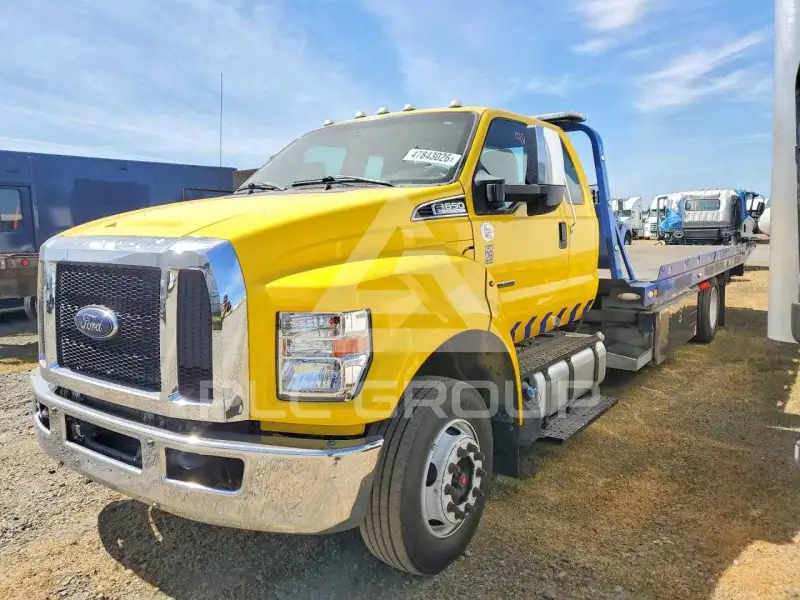 2021 Ford F-650 photo